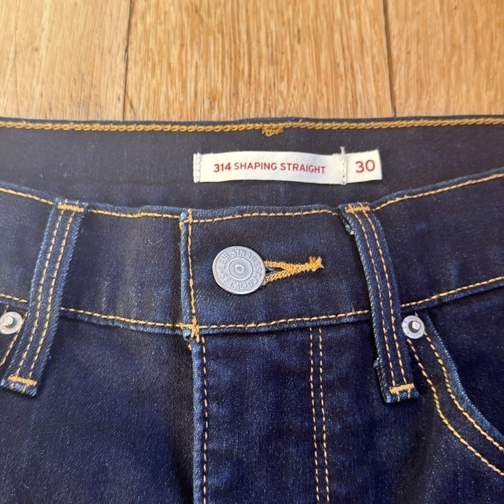 Levi’s 314 Shaping Straight Jean in midnight blue, Size 30 - Picture 5 of 10